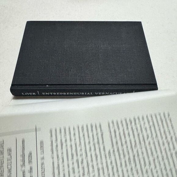 Entrepreneurial Vernacular:Developers' Subdivisions in the 1920s by Carolyn Loeb - Picture 4 of 11